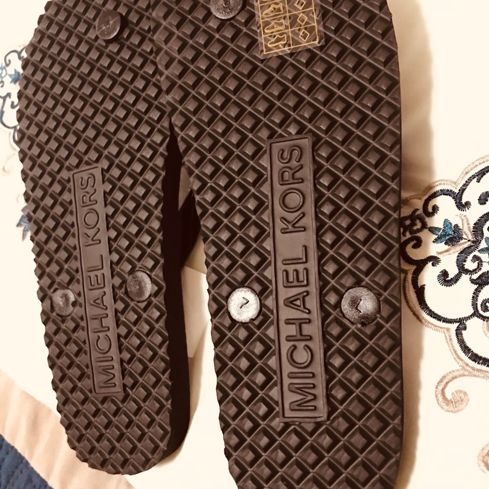 Mk slipper - Picture 2 of 3